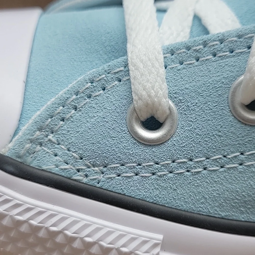 Converse Women's Sky Blue High-Top Sneakers